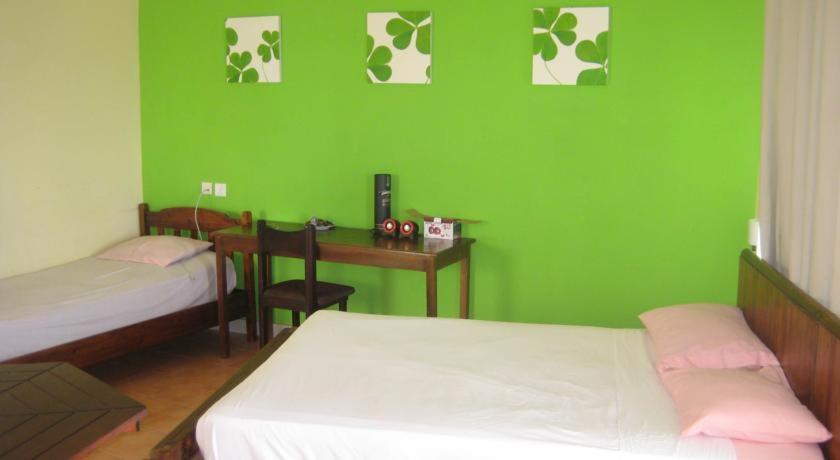 Le Cactus Guesthouse Terre Rouge  Zewnętrze zdjęcie